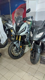 Honda Xadv 750 2024 km 2340 zero sinistri