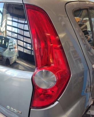 Fanale posteriore destro OPEL AGILA del 2011