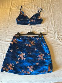 Completo coordinato top e gonna