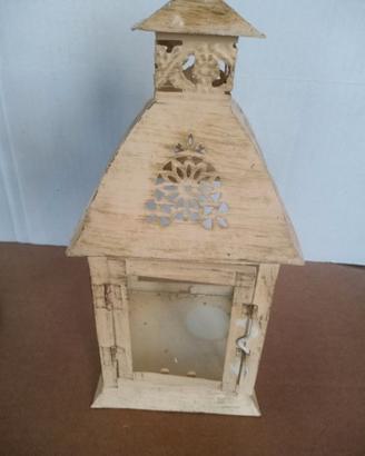 Lanterna in Metallo e Vetro Stile Shabby Sbiancata