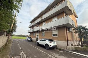 RIF. 018 - AMPIO QUADRILOCALE CON BOX E CANTINA