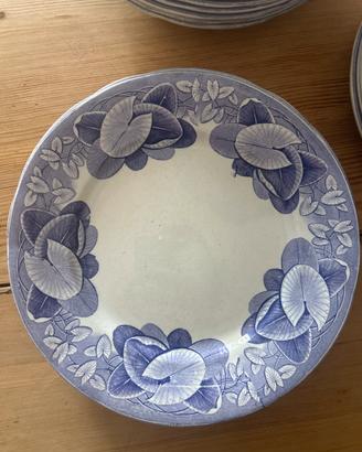 piatti antichi  Villeroy & Boch Nymphaea - 1900