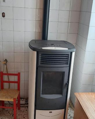 Stufa a pellet Superior Monia 8,5 kW