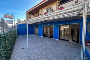 Locale commerciale via carlo felice