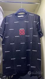 T-shirt givenchy