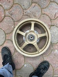 Cerchio anteriore aerox