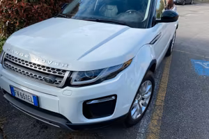 Land rover evoque SE 2.0