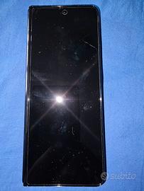 Nuovo mai usato cellulare più cover