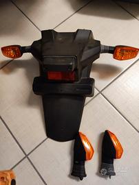 Portatarga e frecce Gsx-r 600 750 K4 k5