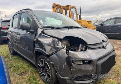 FIAT PANDA 2022 HYBRID DANNEGGIATA