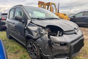 FIAT PANDA 2022 HYBRID DANNEGGIATA