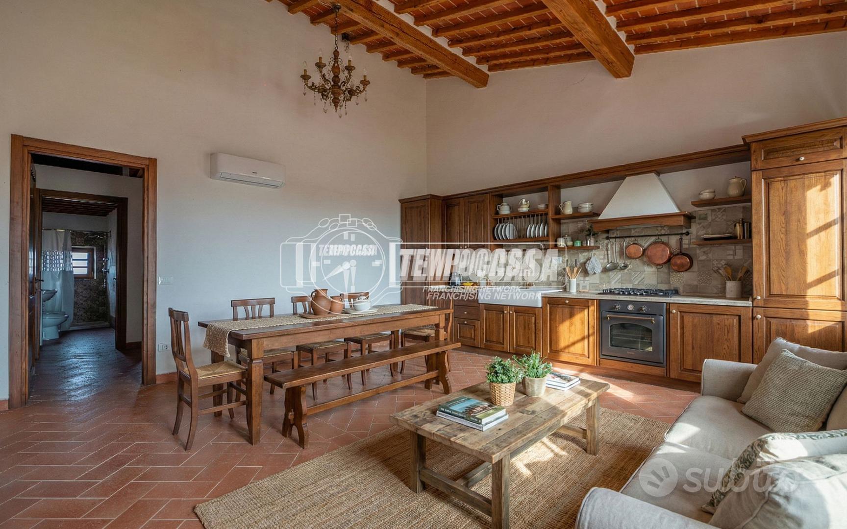 Appartamento completamente ristrutturato in contes - Vista 4