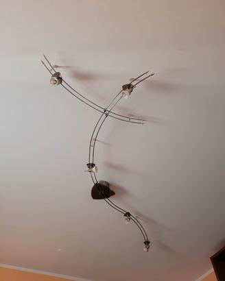 Lampadario moderno a binario faretti orientabili