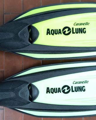 Coppia di pinne Caravelle Aqua lung 40-41 (6-7)