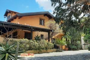 Zambrone vicino tropea vista mare in villetta