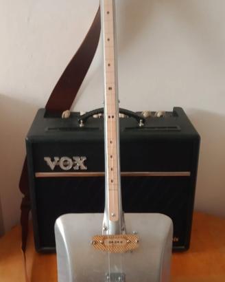 Shovel Guitar 3 corde completa di amplificatore