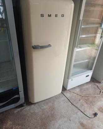 frigorifero Smeg 