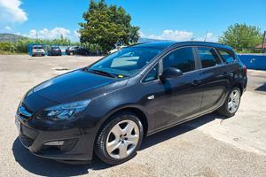 Opel Astra 1.4 Turbo 140CV Sports Tourer GPL Tech 