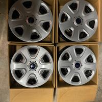 Set 4 cerchi e 4 copri cerchi