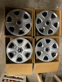 Set 4 cerchi e 4 copri cerchi