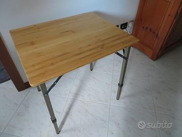 Tavolo pieghevole per campeggio in bamboo