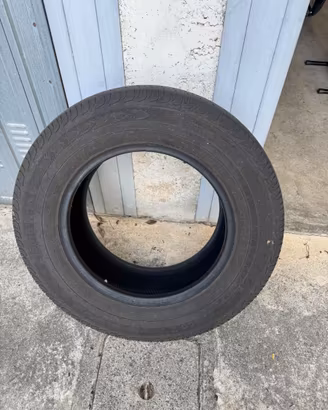 4 Gomme Estive Continental Vanco 2 215/65 R15C