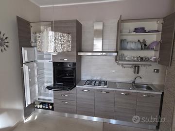 Cucina Lineare di 3 metri completa