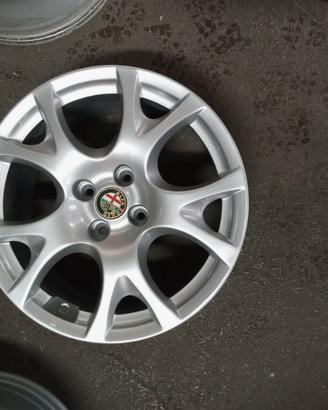 CERCHI IN LEGA ALFA ROMEO MITO R.16”