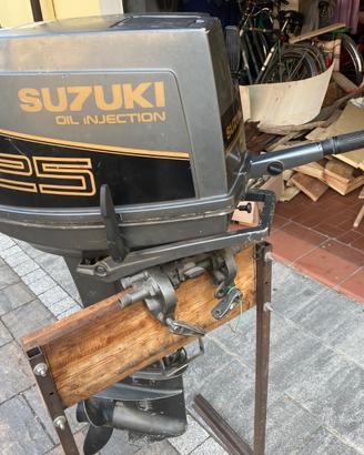 Fuoribordo Suzuki