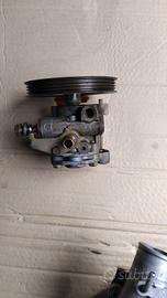 Pompa servosterzo Hyundai Terracan Galloper 2.5 TD