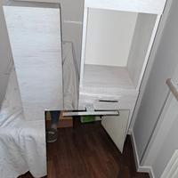 Colonna multiuso, pensile, specchio 