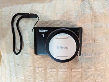 NIKON 1 J1 