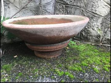 Vasi cemento rosato x arredamento giardini