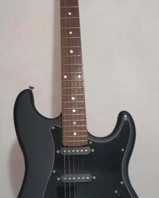 CHITARRA E/O AMPLIFICATORE