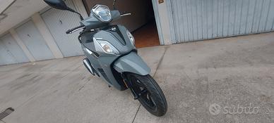 SCOOTER 125
