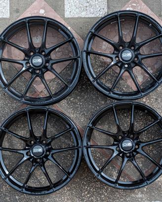 OZ Leggera HLT 4 cerchi 18" canale 8" ET45 JCW