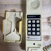 Telefono vintage da parete