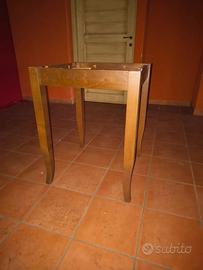 Base con gambe a sciabola 60x60