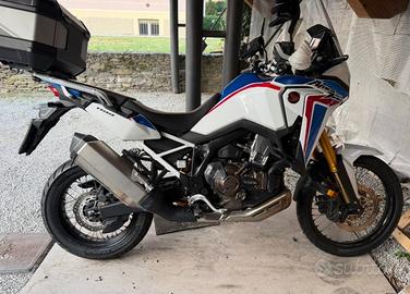 Moto Honda Africa Twin DCT 2021 urban