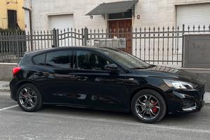 Ford Focus STlineX Mild-Hybrid