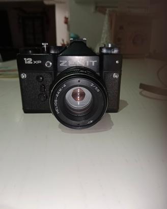 macchina fotografica zenit 12 xp