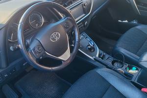 Toyota Auris Lounge 