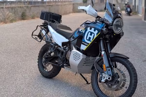 Husqvarna Norden 901 Expedition 2023 garanzia 2027
