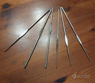 n.6 uncinetti del n.1,25