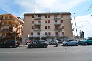 Via Adolfo Celi - Comodo e luminoso trilocale