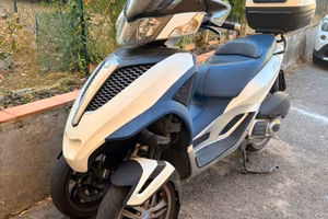 Scooter piaggio mp3 yourban