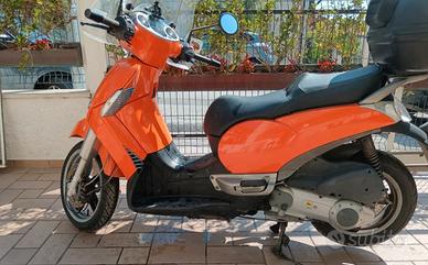 Scarabeo 250