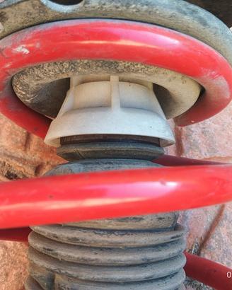Ammortizzatori a gas regolabili assetto Abarth 