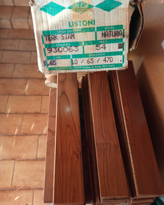 Parquet teak siam e listoni rovere dec. laminato