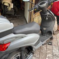 Scoote elettrico